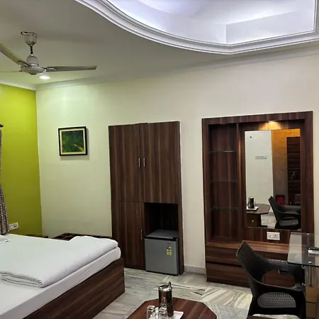 Om Sai Villa Guesthouse-2